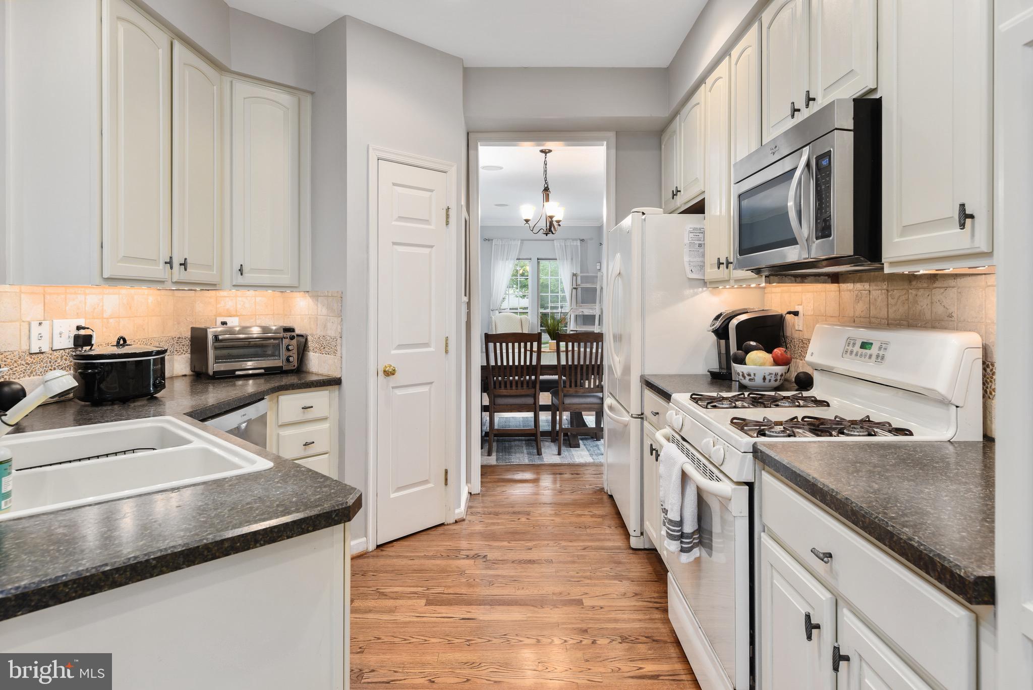 INNISCRONE VIEW - Residential Lease