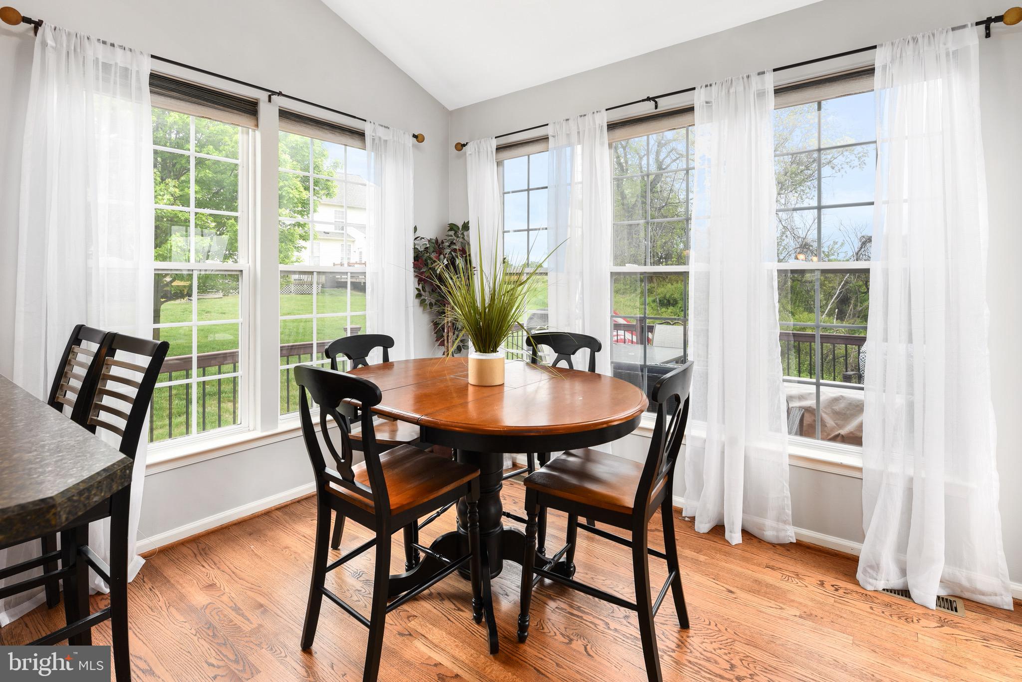 INNISCRONE VIEW - Residential Lease