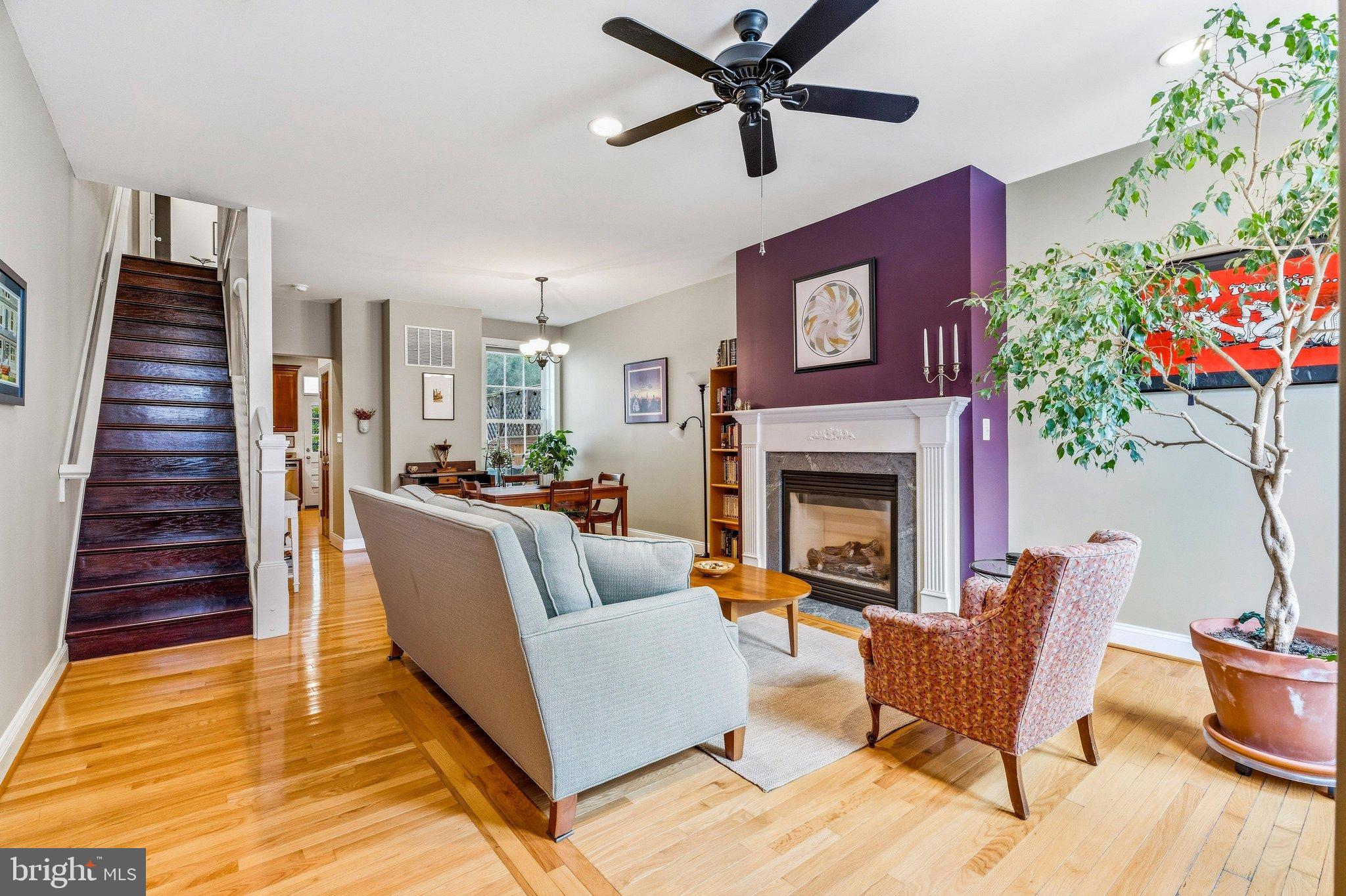 122 E FOURTH STREET