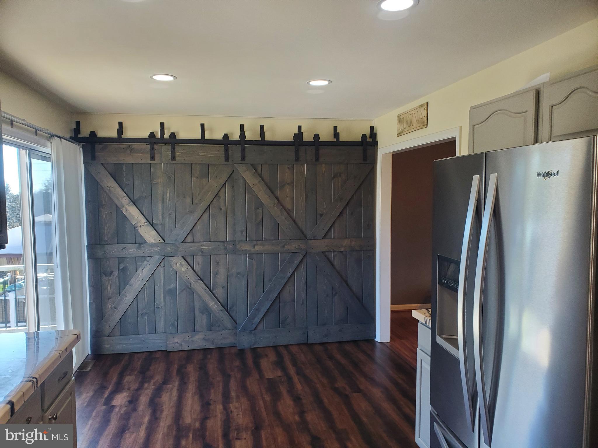 LEES GLEN - Residential Lease