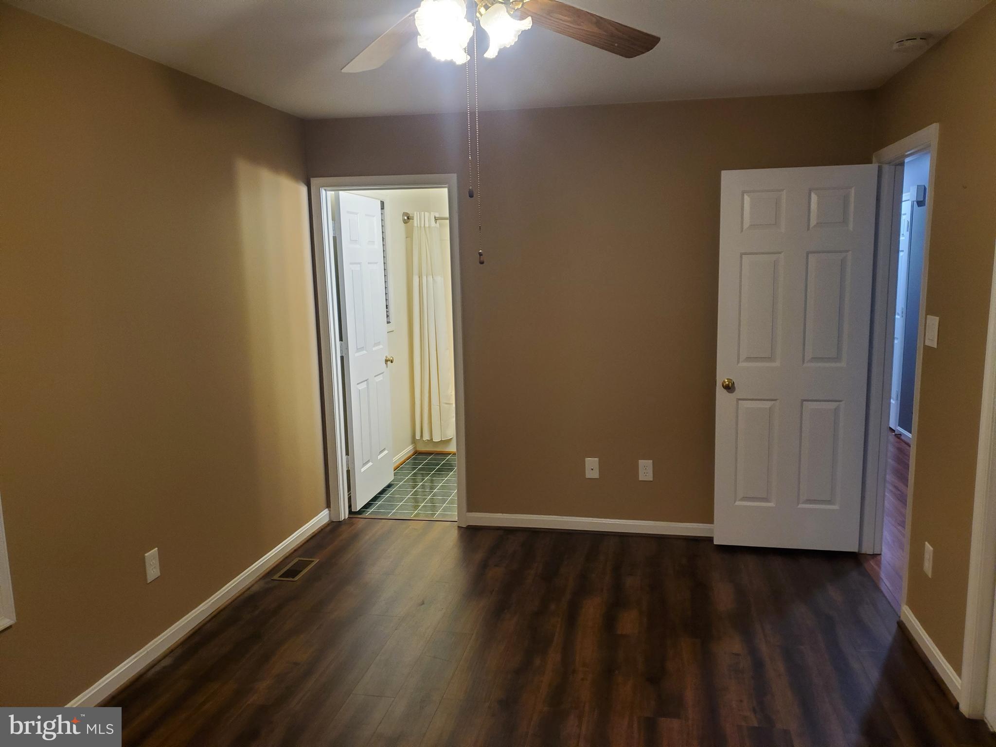 LEES GLEN - Residential Lease