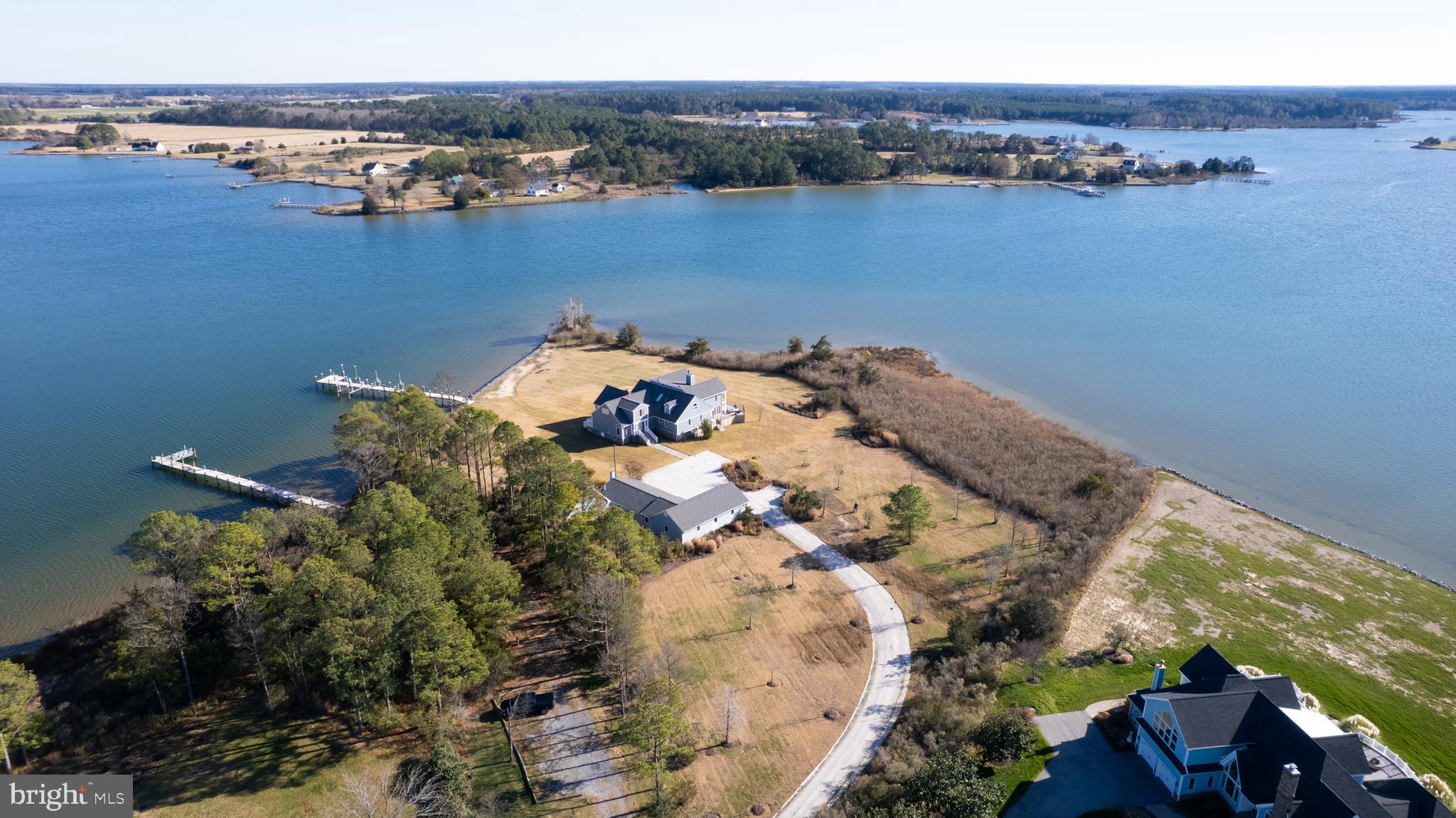 HERON HARBOR - Residential