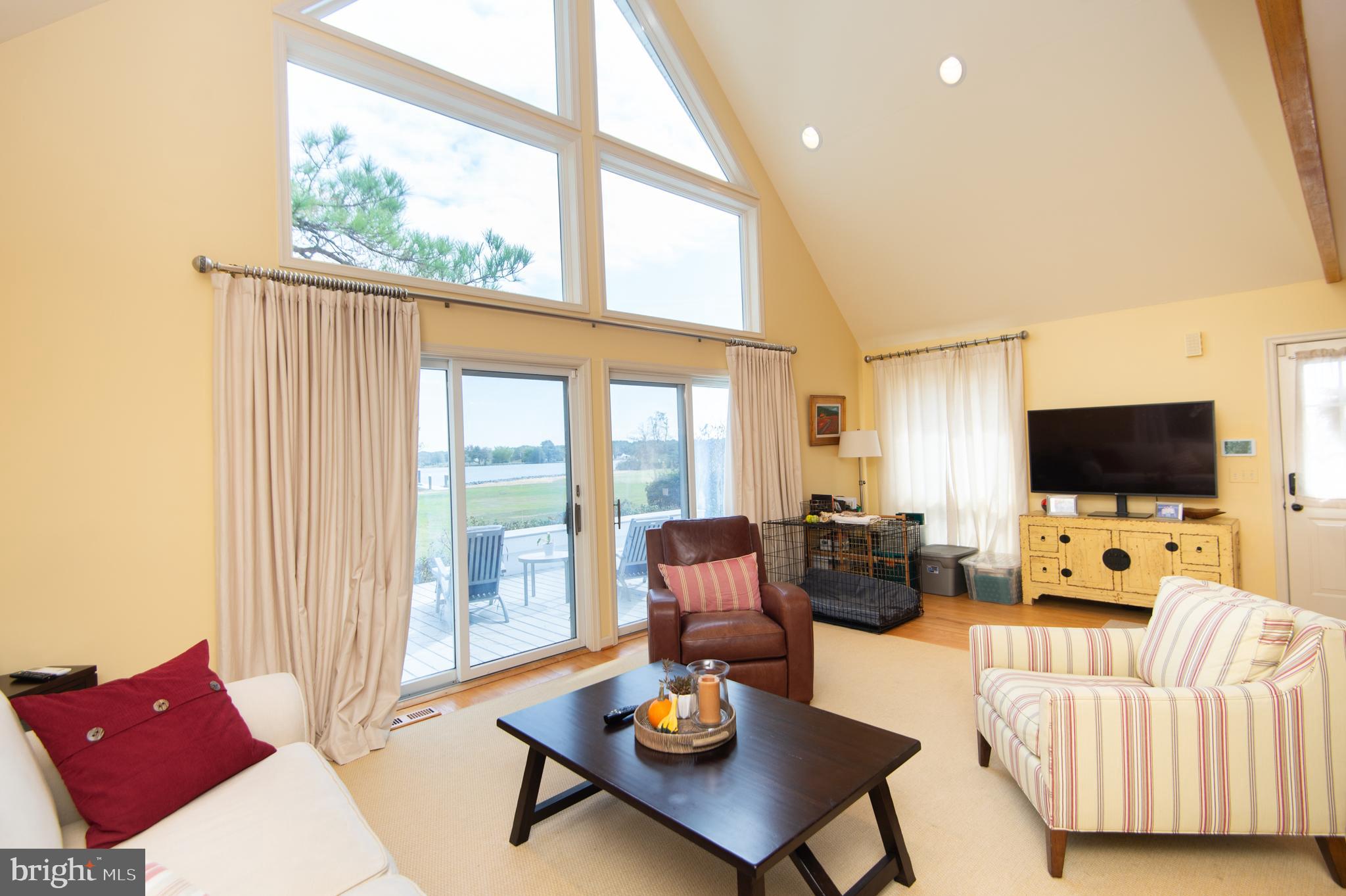 HERON HARBOR - Residential