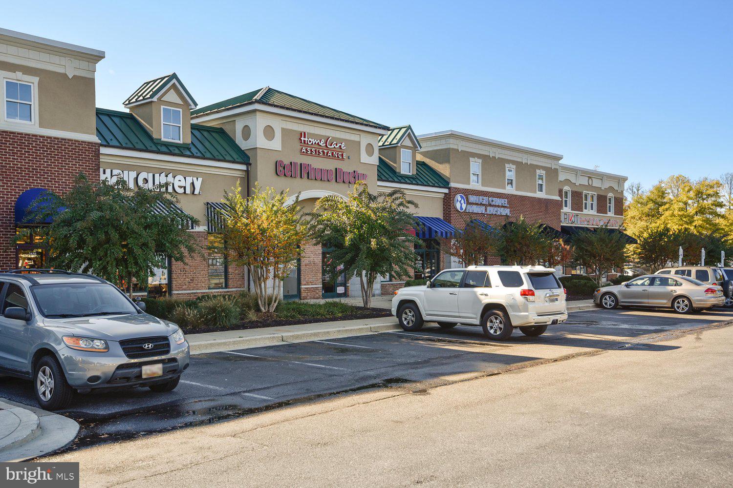 FOUR SEASONS ESTATES - Residential