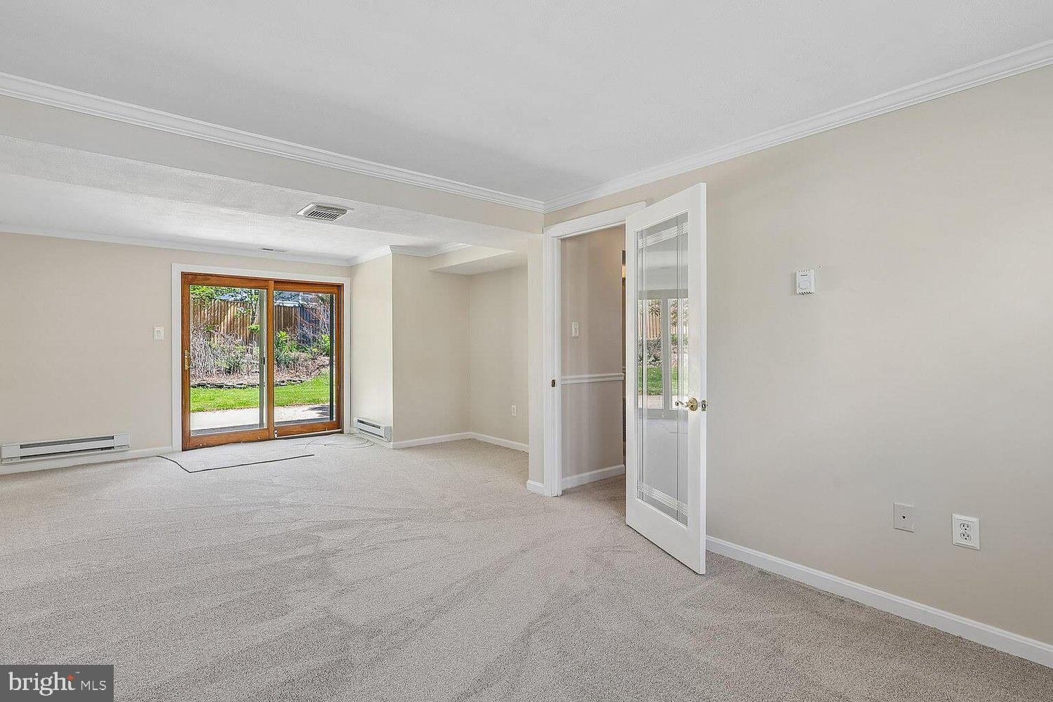 FOUR SEASONS ESTATES - Residential