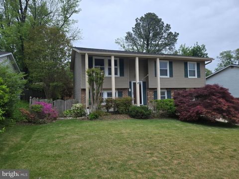 Photo of 1032 Christmas Lane, GAMBRILLS, MD 21054 (MLS # MDAA2143496)