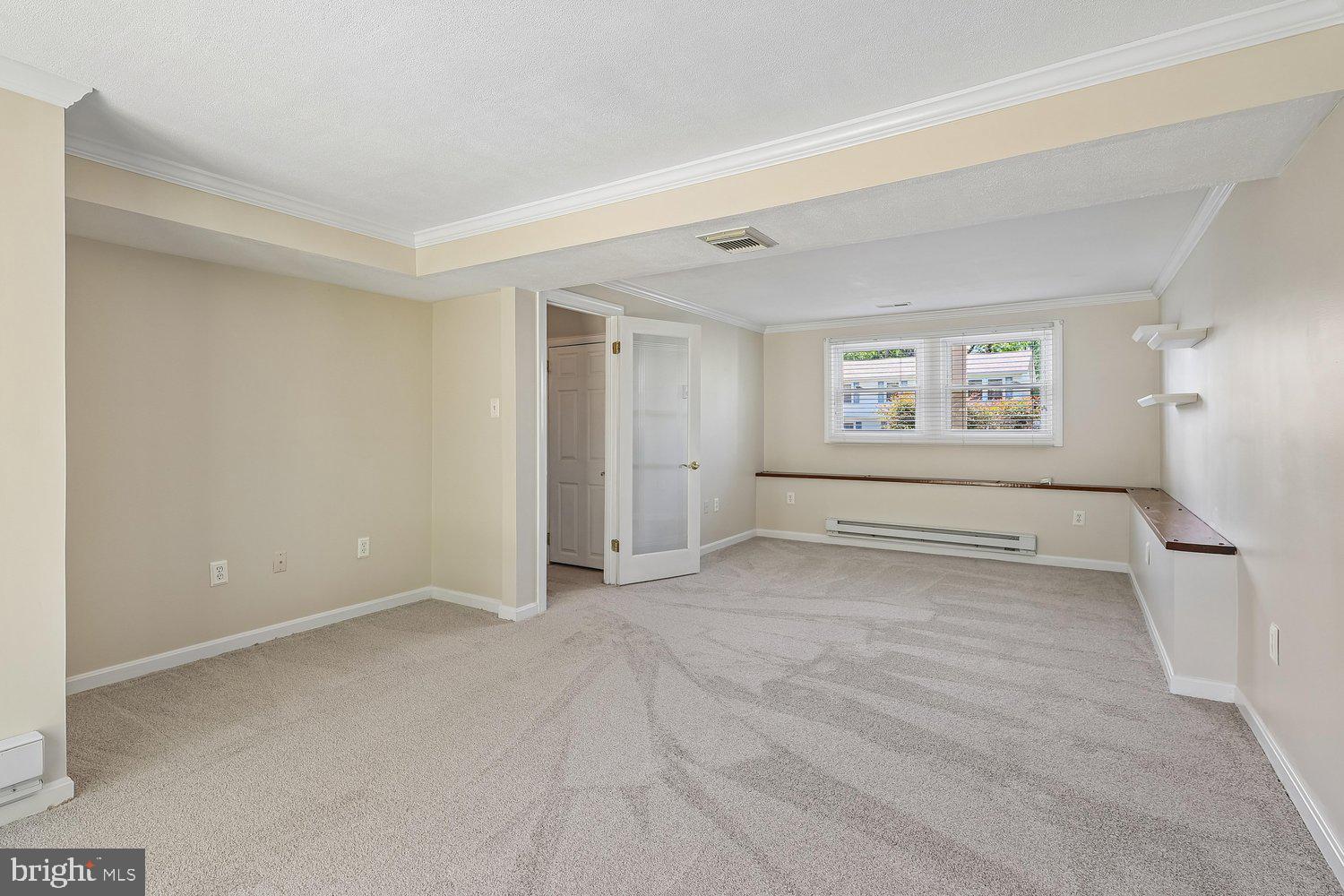 FOUR SEASONS ESTATES - Residential