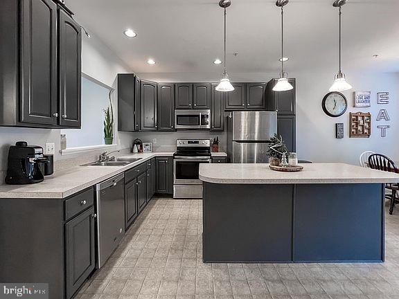 NORTH CROSSING - Residential