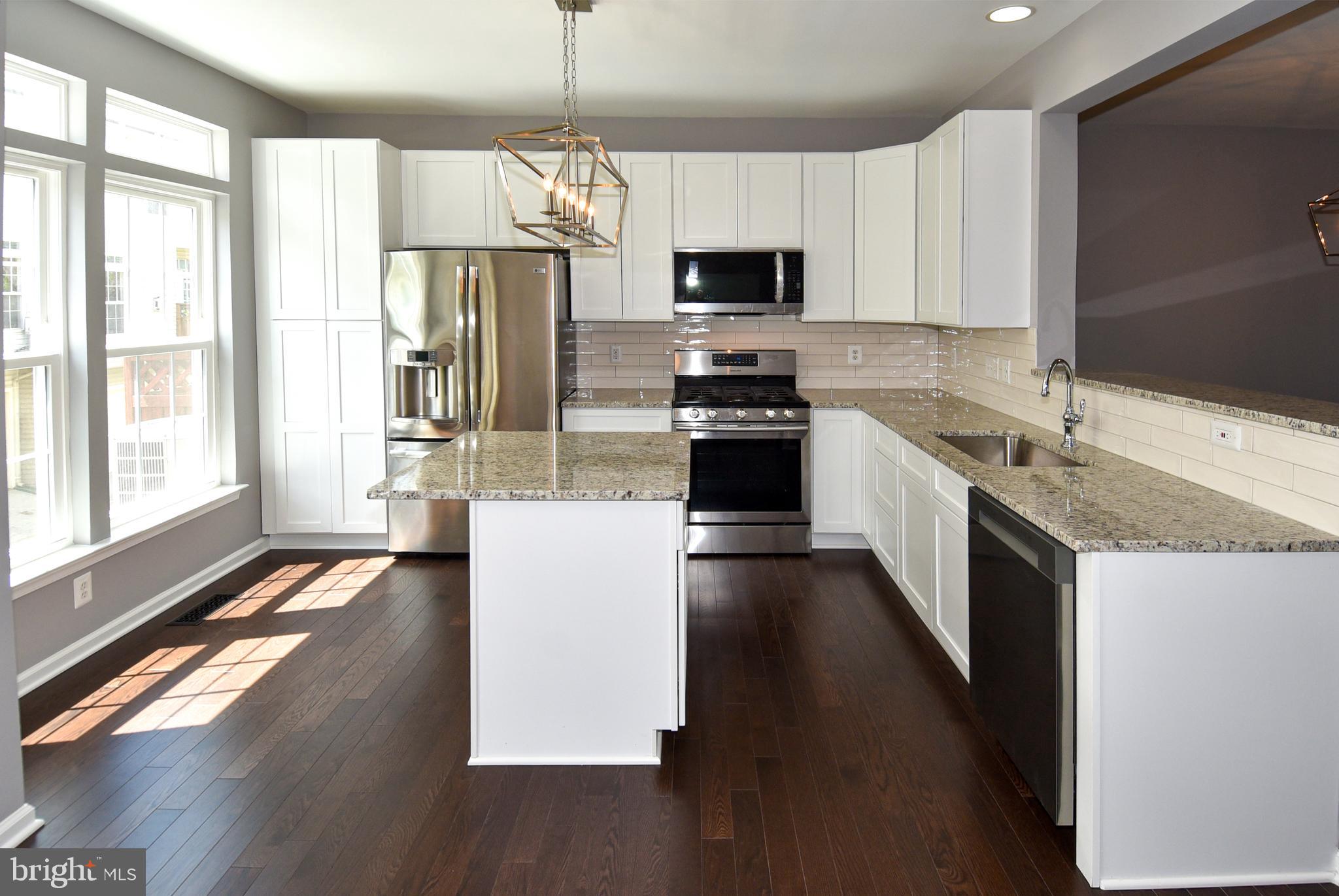 SUMMERS GROVE - Residential Lease