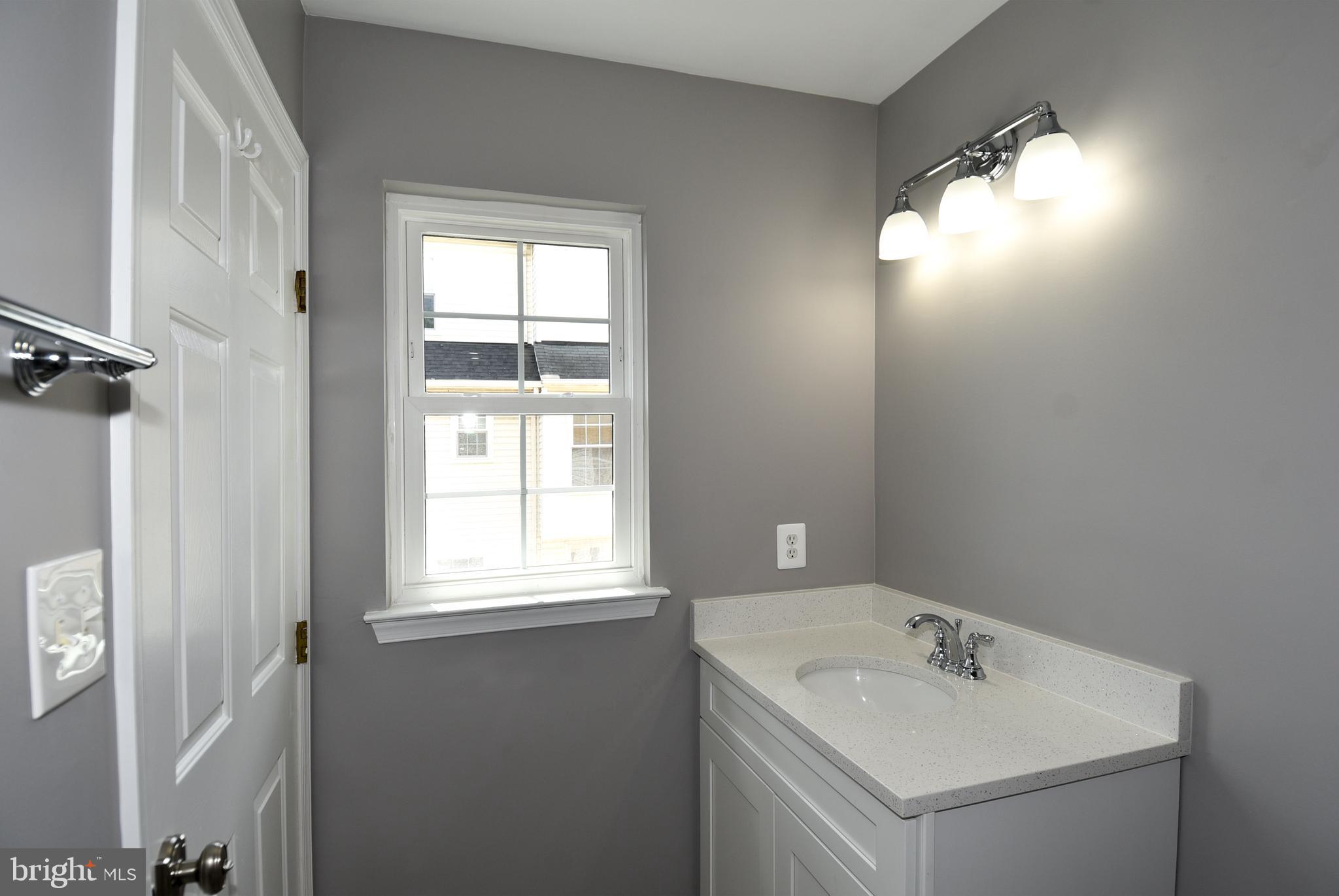 SUMMERS GROVE - Residential Lease