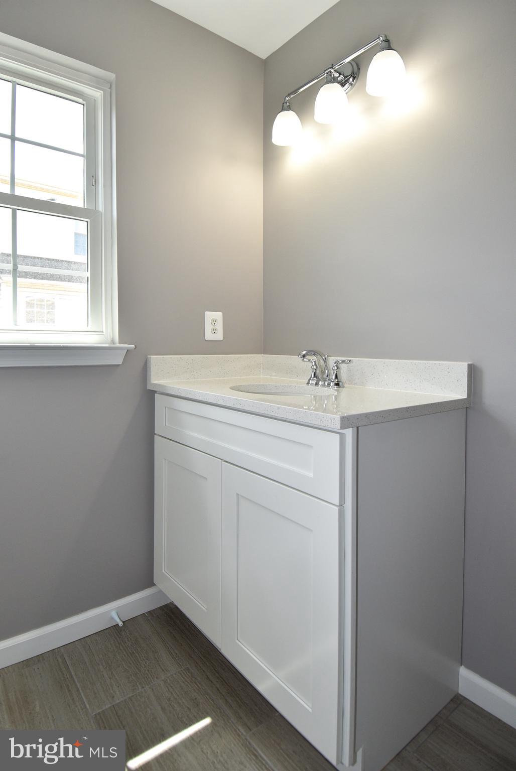 SUMMERS GROVE - Residential Lease