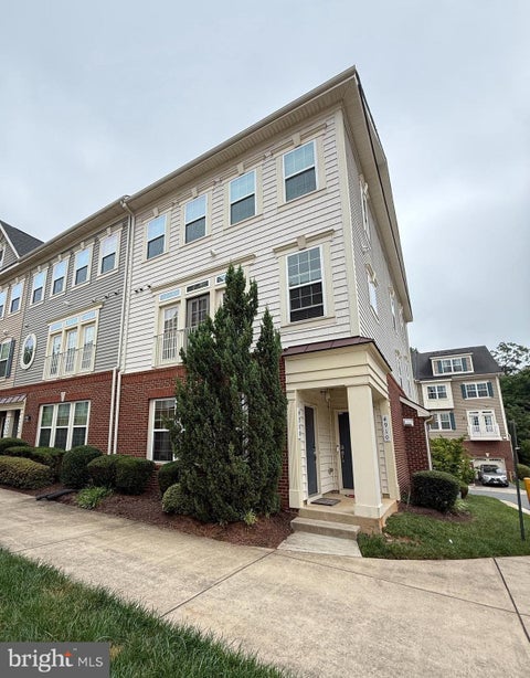 Photo of 4908 Dane Ridge Circle, WOODBRIDGE, VA 22193 (MLS # VAPW2124734)