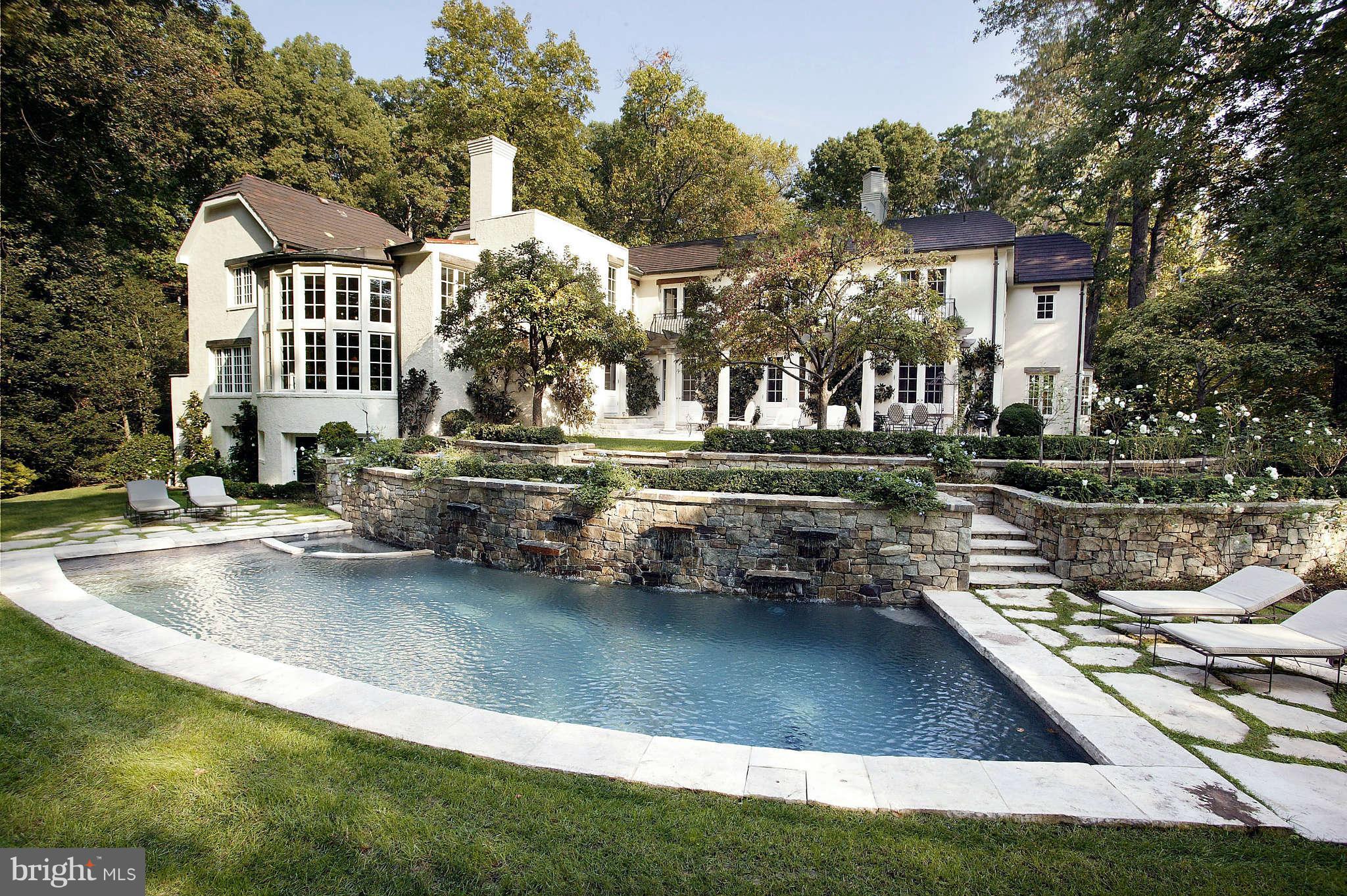 BALLANTRAE FARMS - Residential