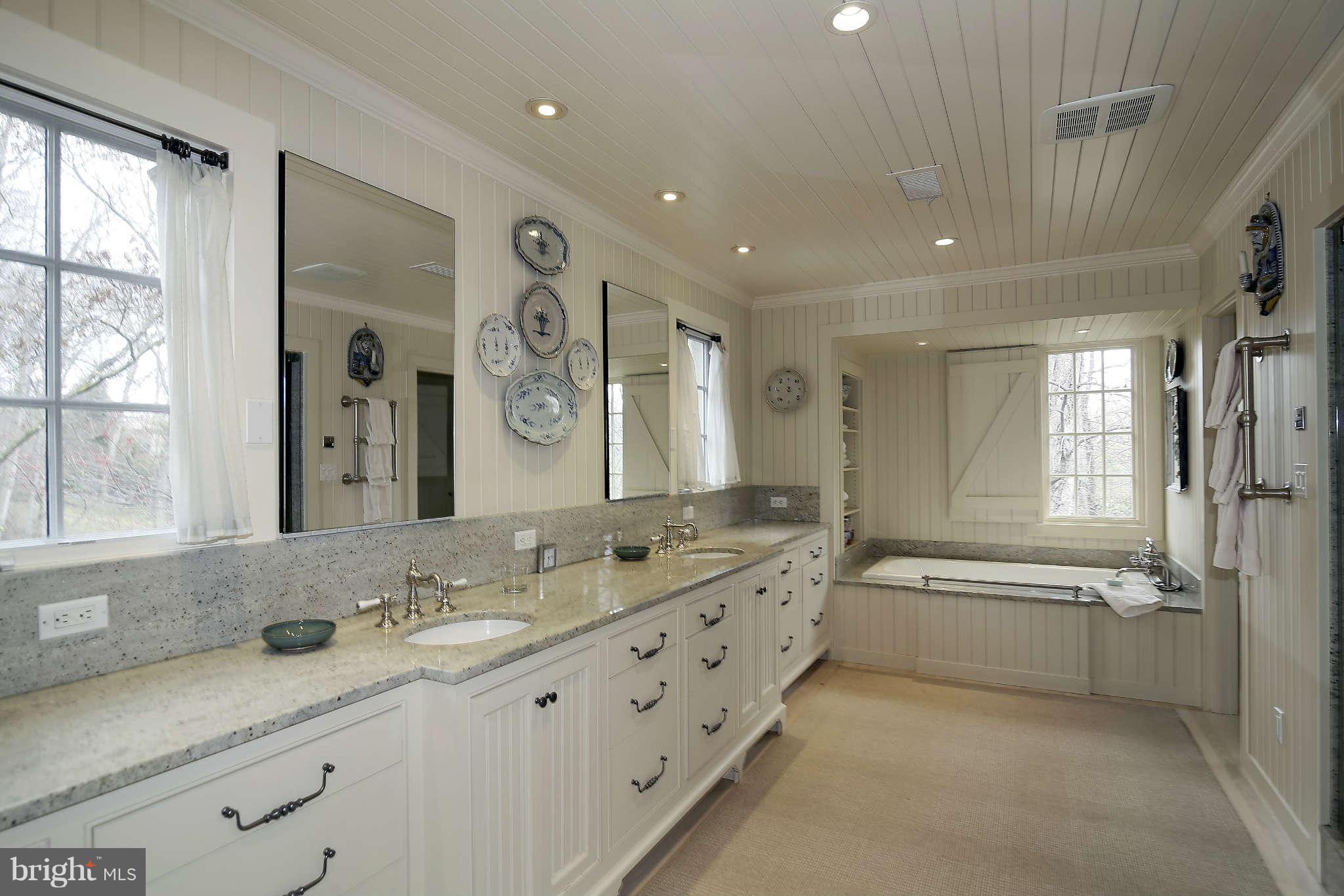 BALLANTRAE FARMS - Residential