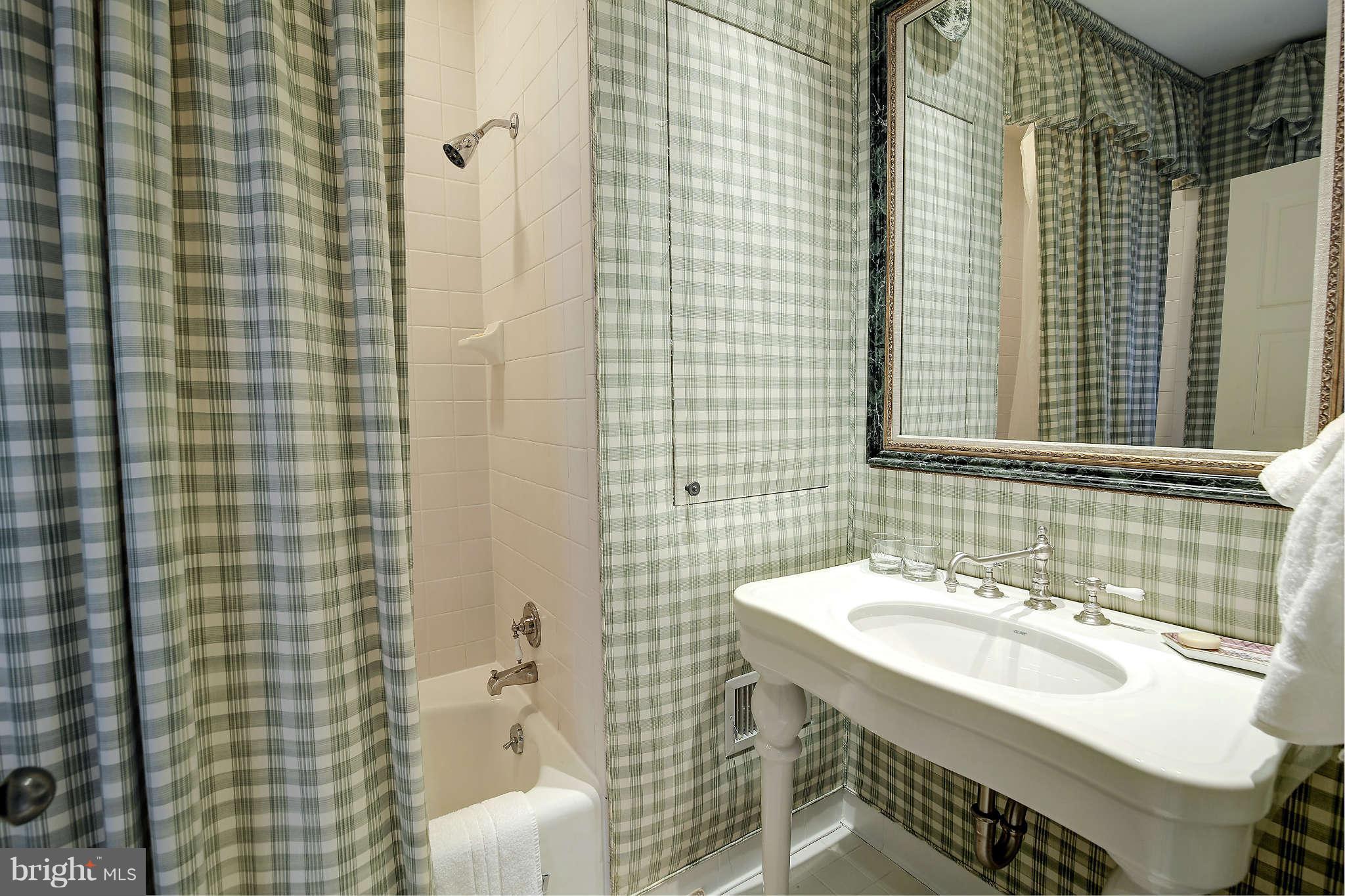 BALLANTRAE FARMS - Residential