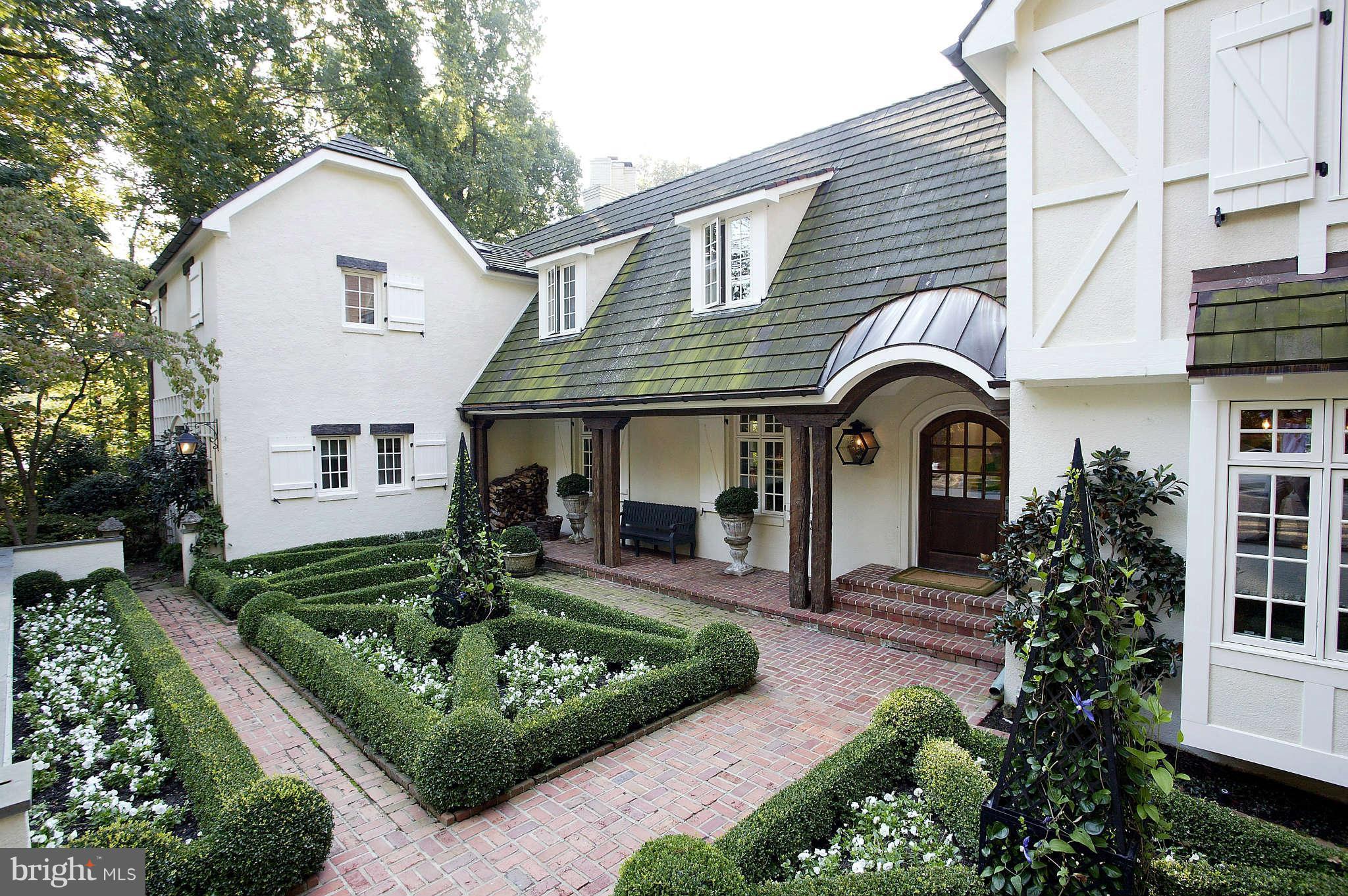 BALLANTRAE FARMS - Residential