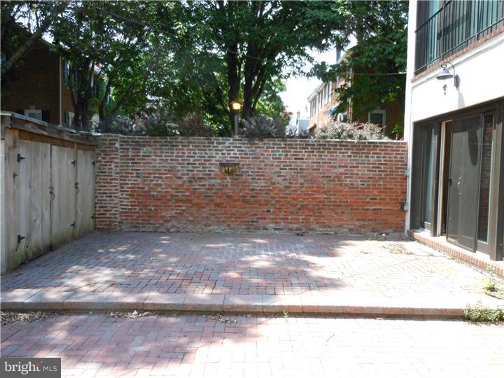 PENNSPORT - Residential Lease