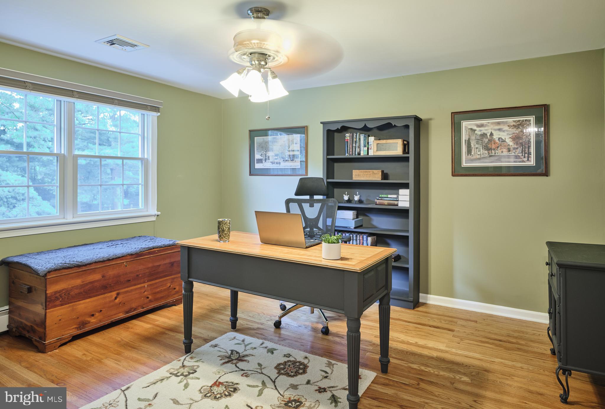 PEBBLE HILL - Residential