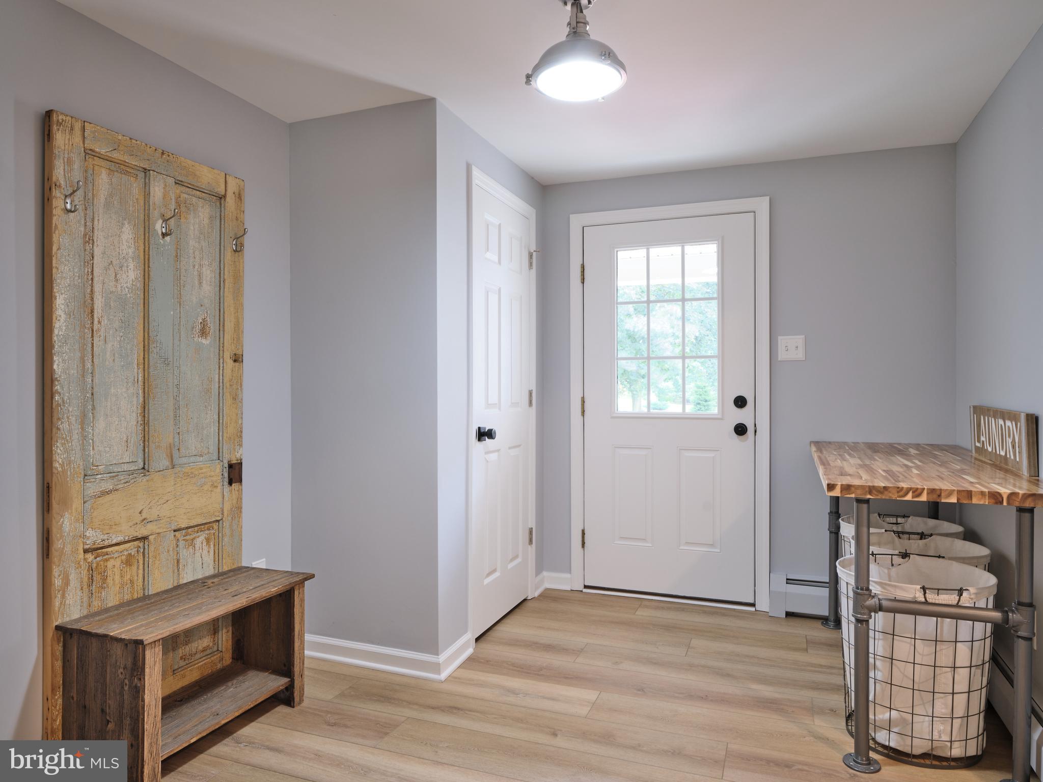 PEBBLE HILL - Residential