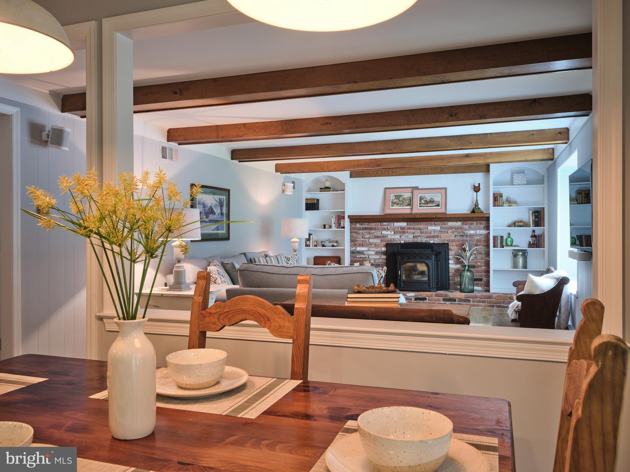 PEBBLE HILL - Residential