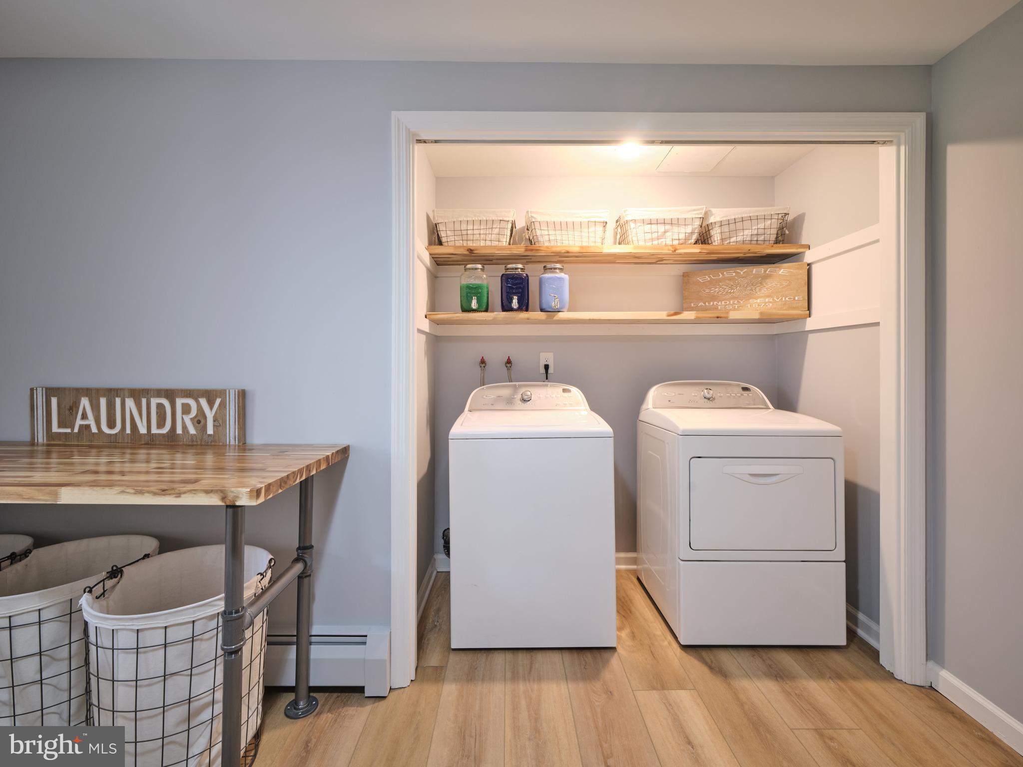 PEBBLE HILL - Residential