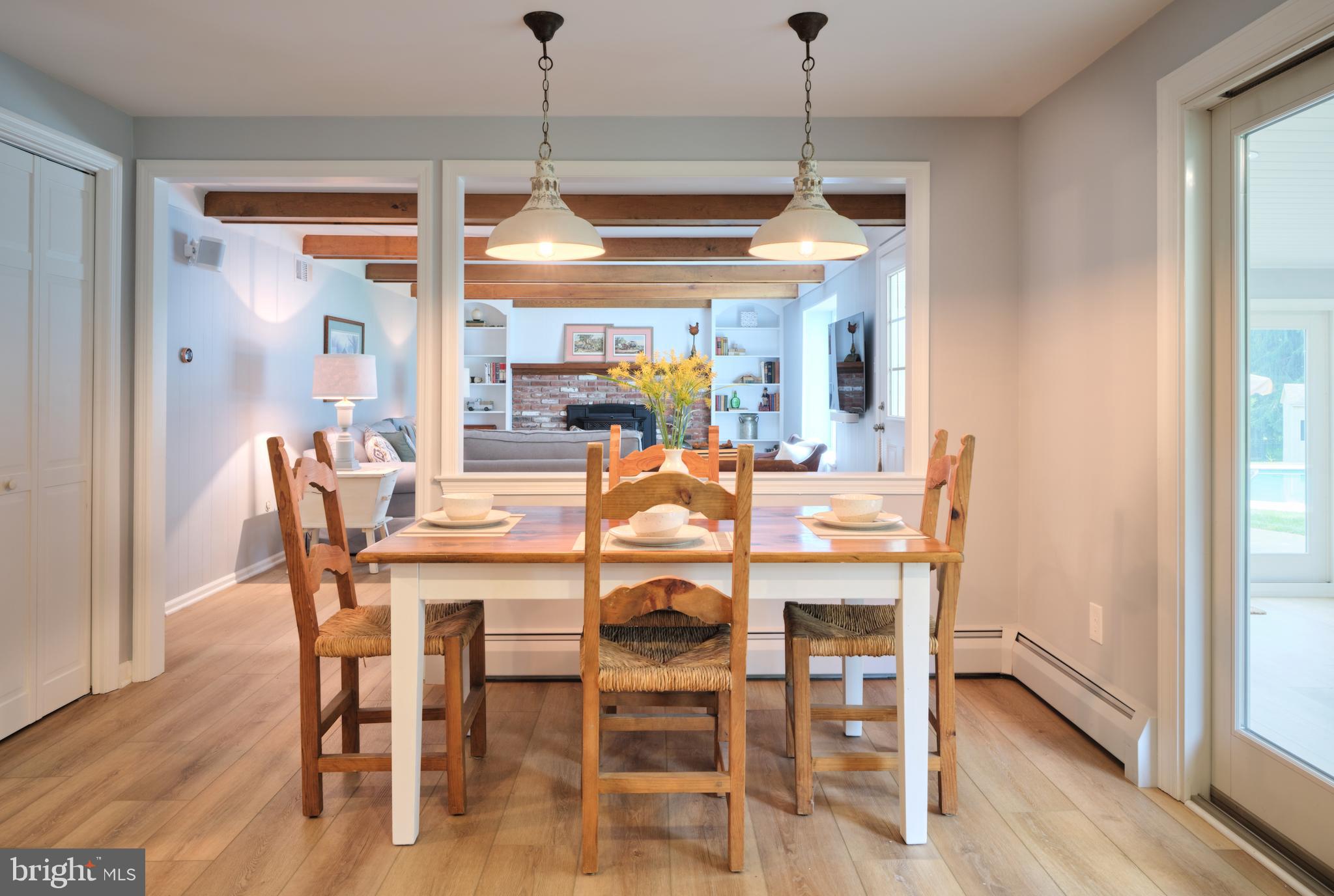 PEBBLE HILL - Residential