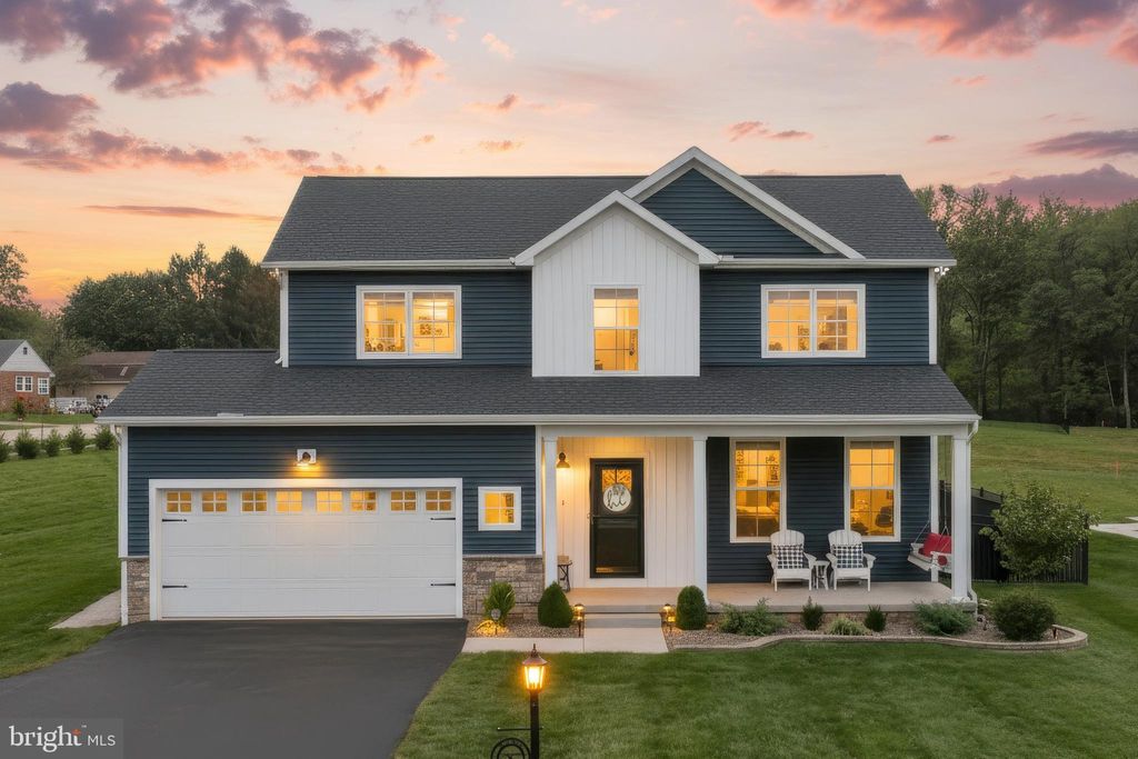 Photo of 6 Lobell Road, ABBOTTSTOWN, PA 17301 (MLS # PAAD2020058)