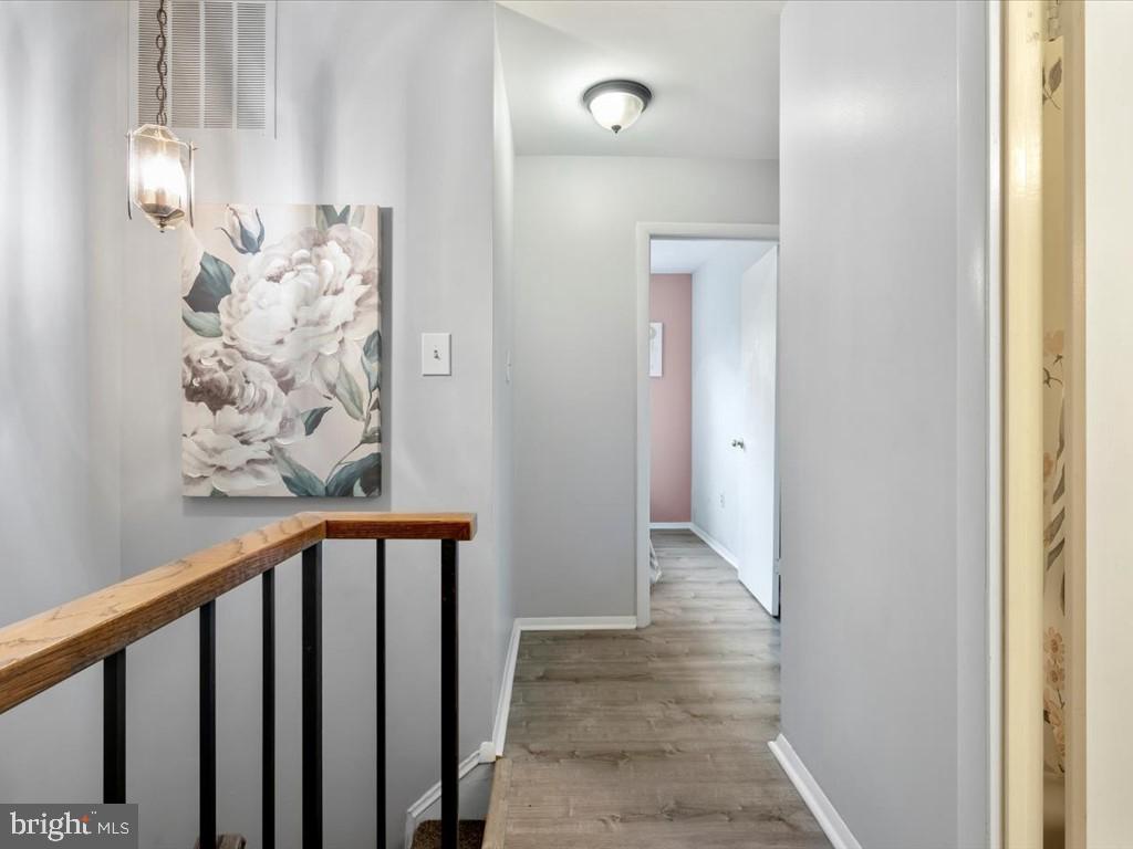 FLOWER HILL - Residential