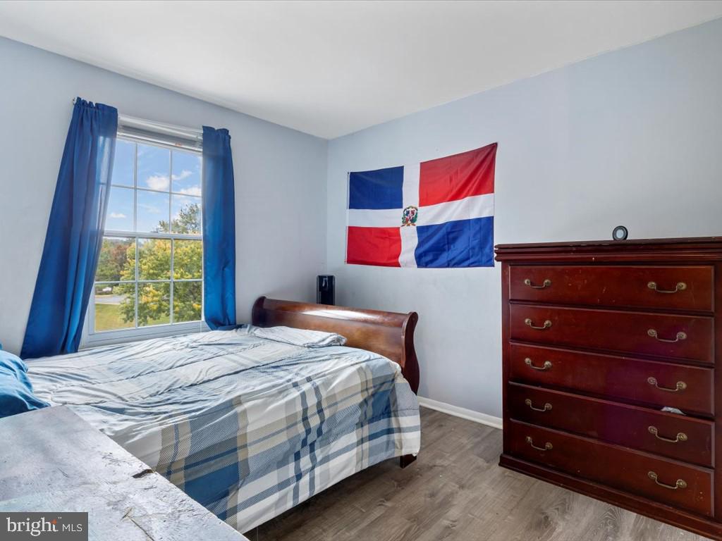 FLOWER HILL - Residential