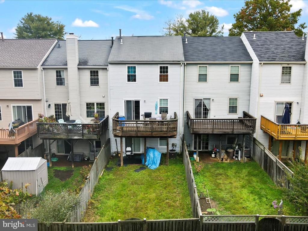 FLOWER HILL - Residential