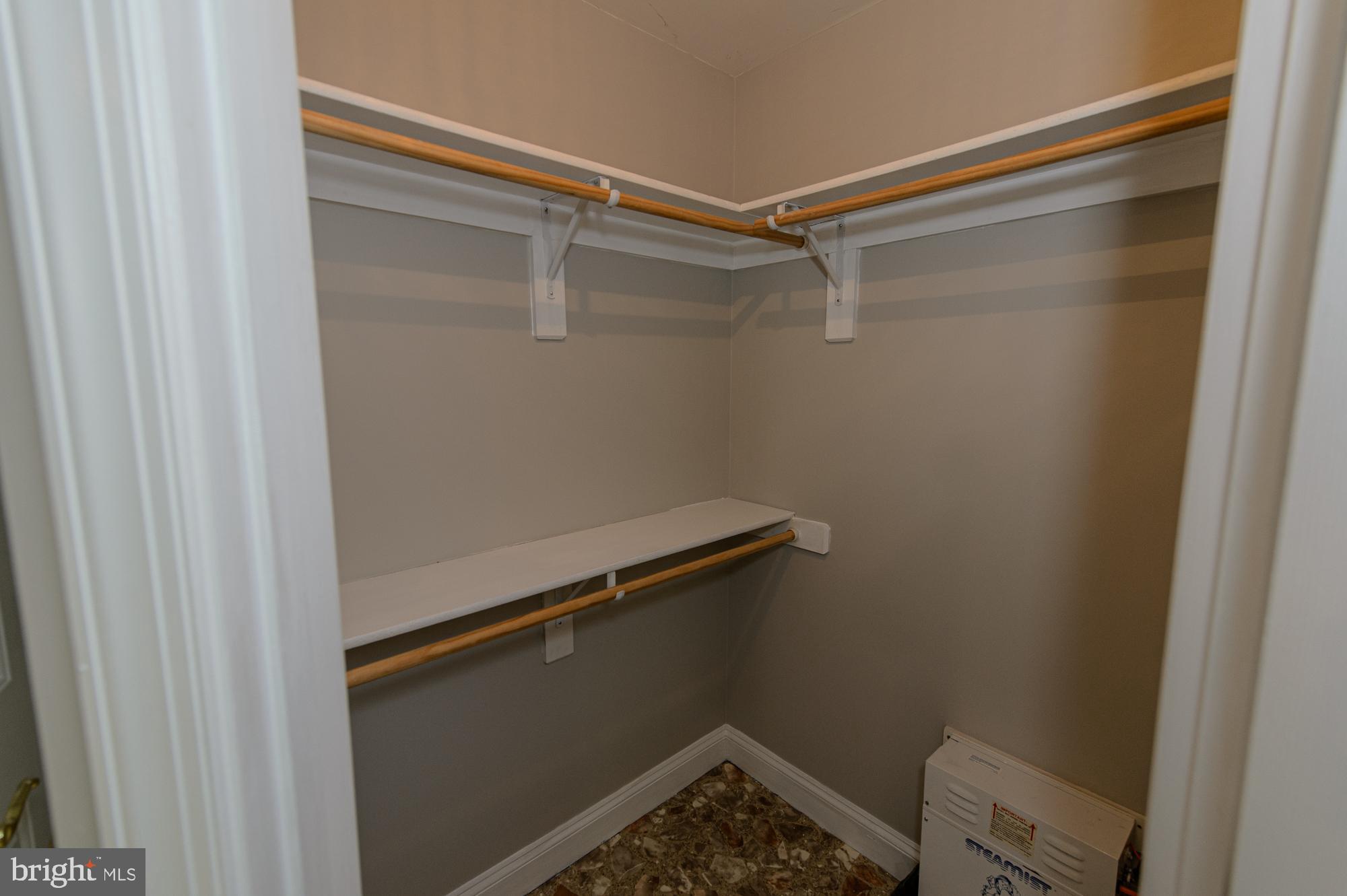 INDIAN KNOLLS - Residential