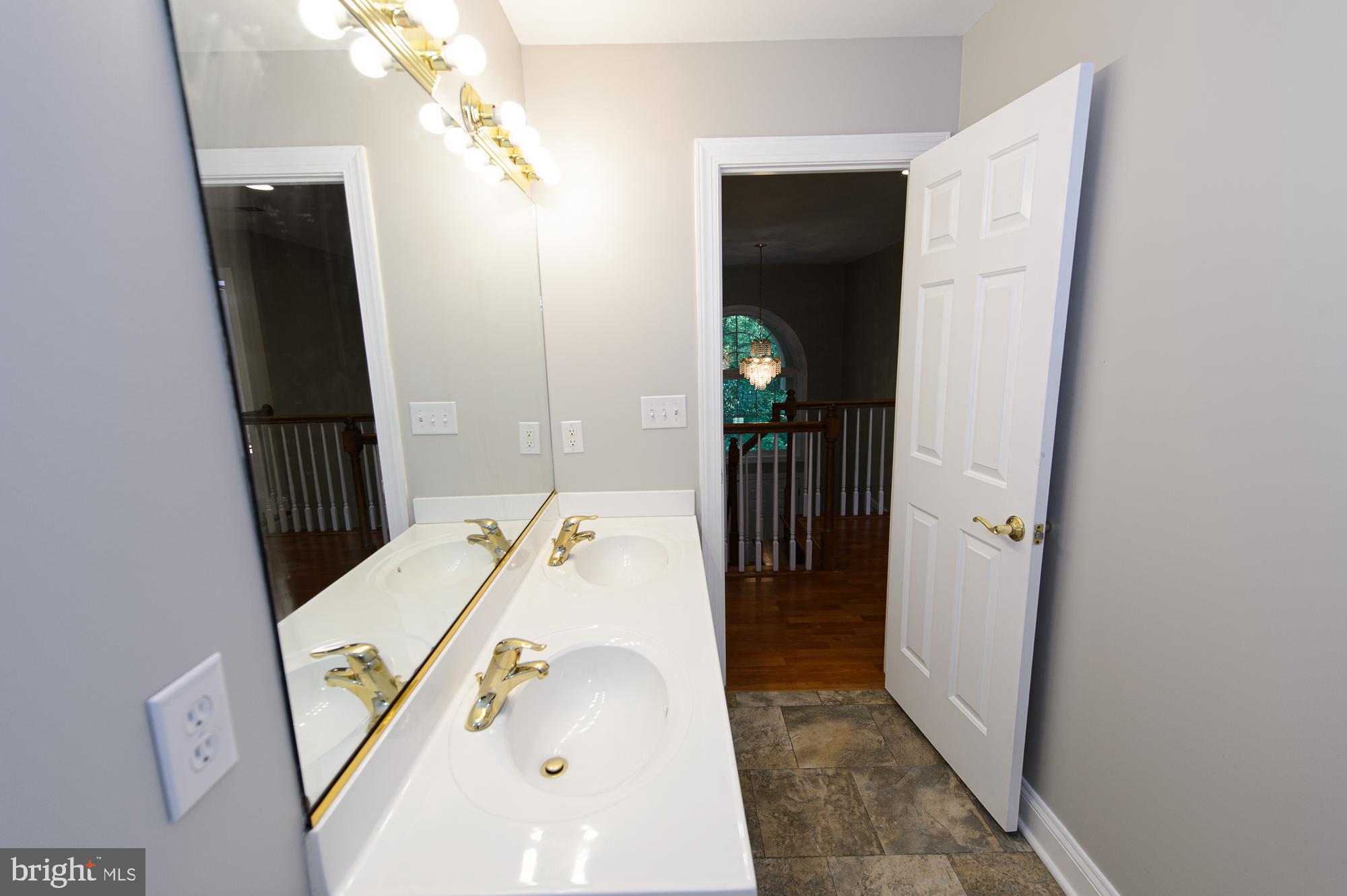 INDIAN KNOLLS - Residential