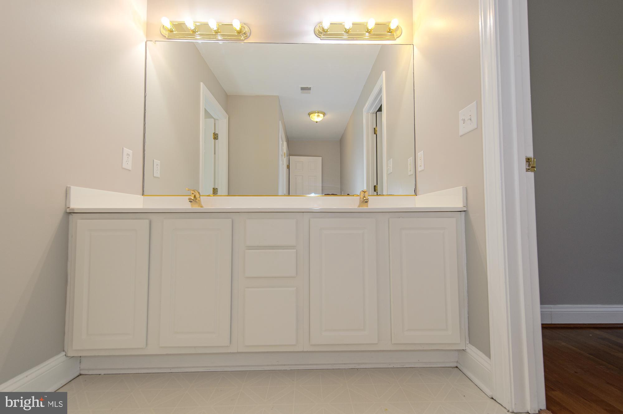 INDIAN KNOLLS - Residential
