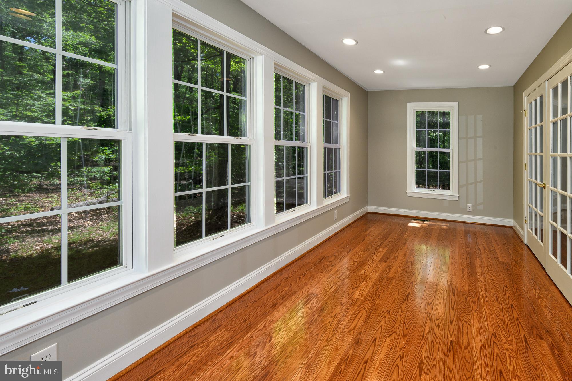 INDIAN KNOLLS - Residential