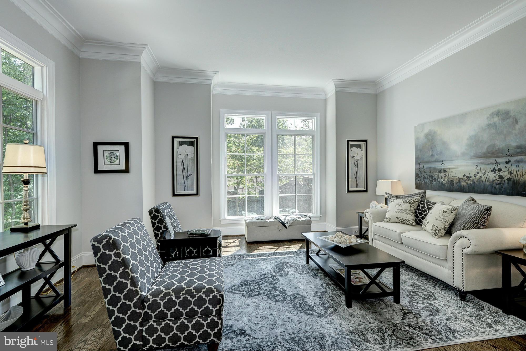 SALONA VILLAGE - Residential