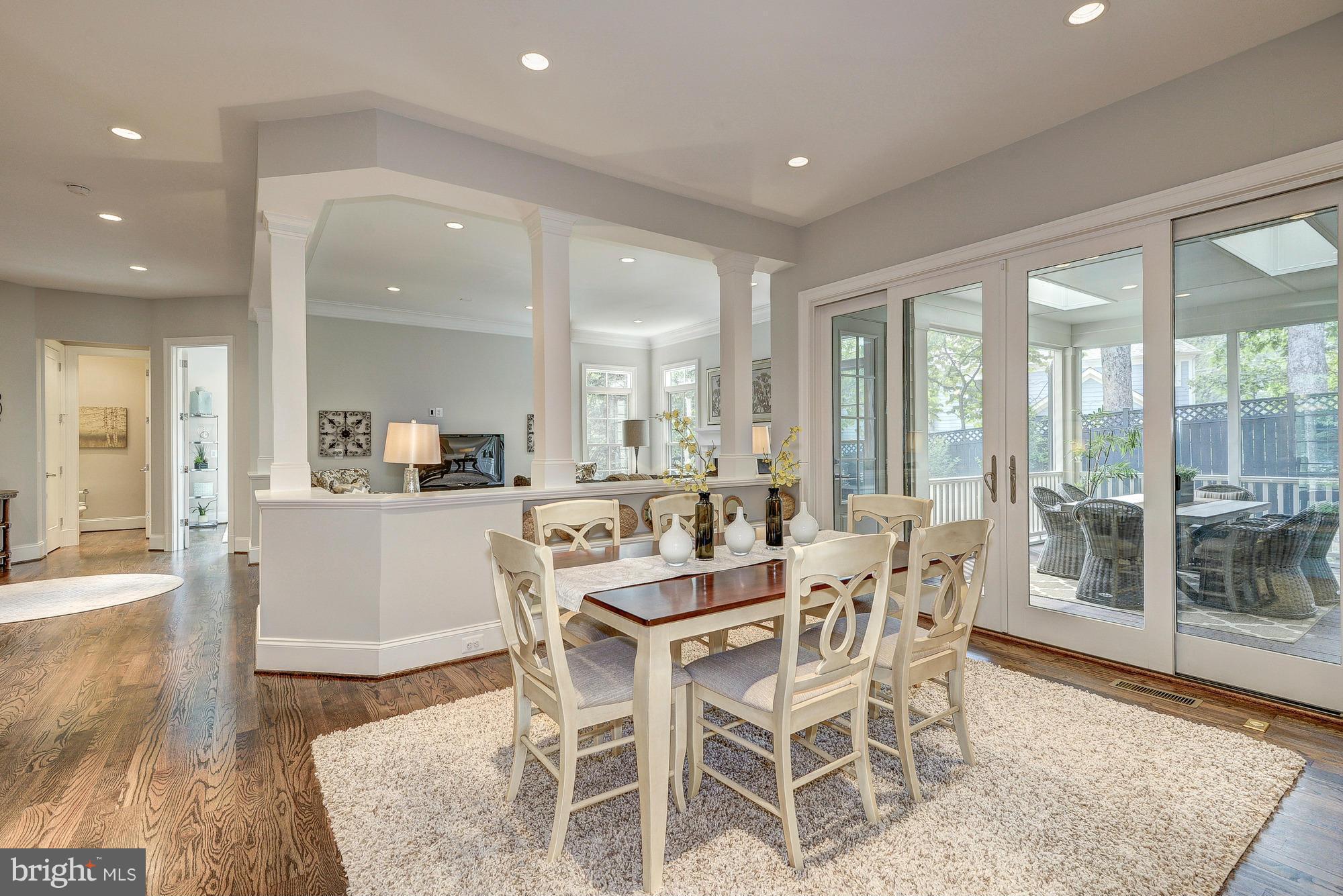 SALONA VILLAGE - Residential