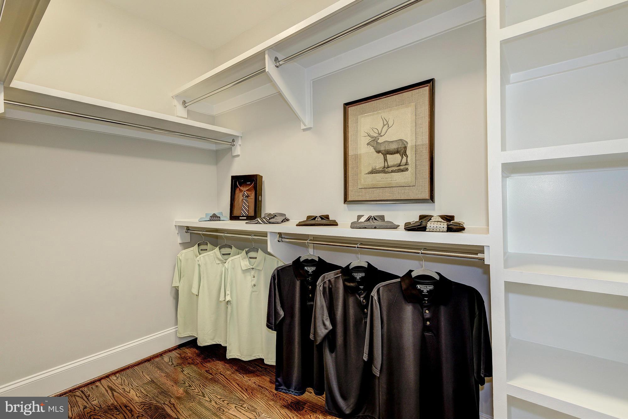 SALONA VILLAGE - Residential