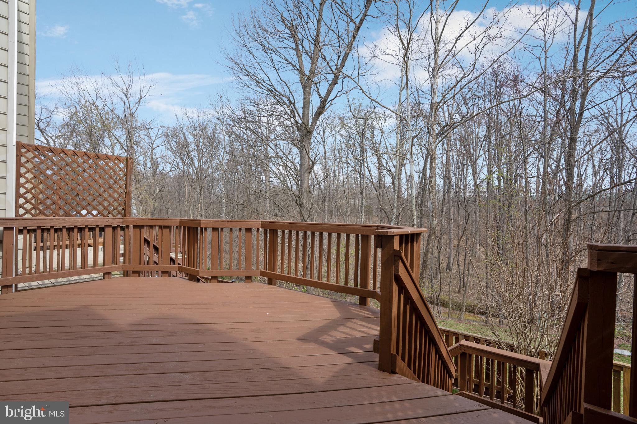 LIFESTYLE AT SULLY STATION - Residential