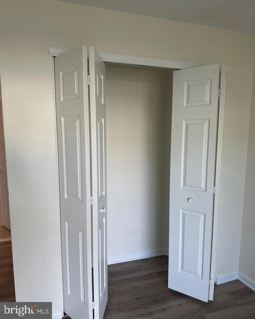 TAMERLANE - Residential Lease