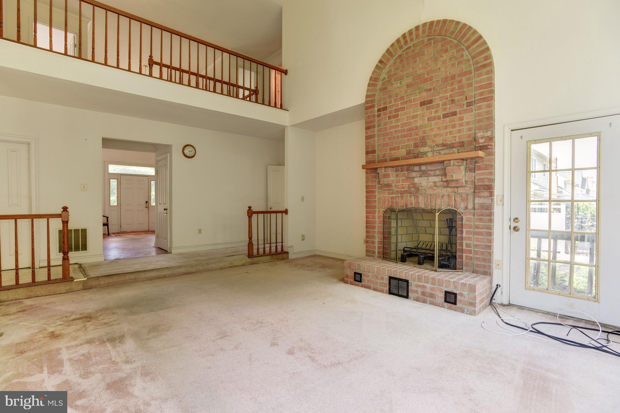 HUNTERS CREEK FARM - Residential