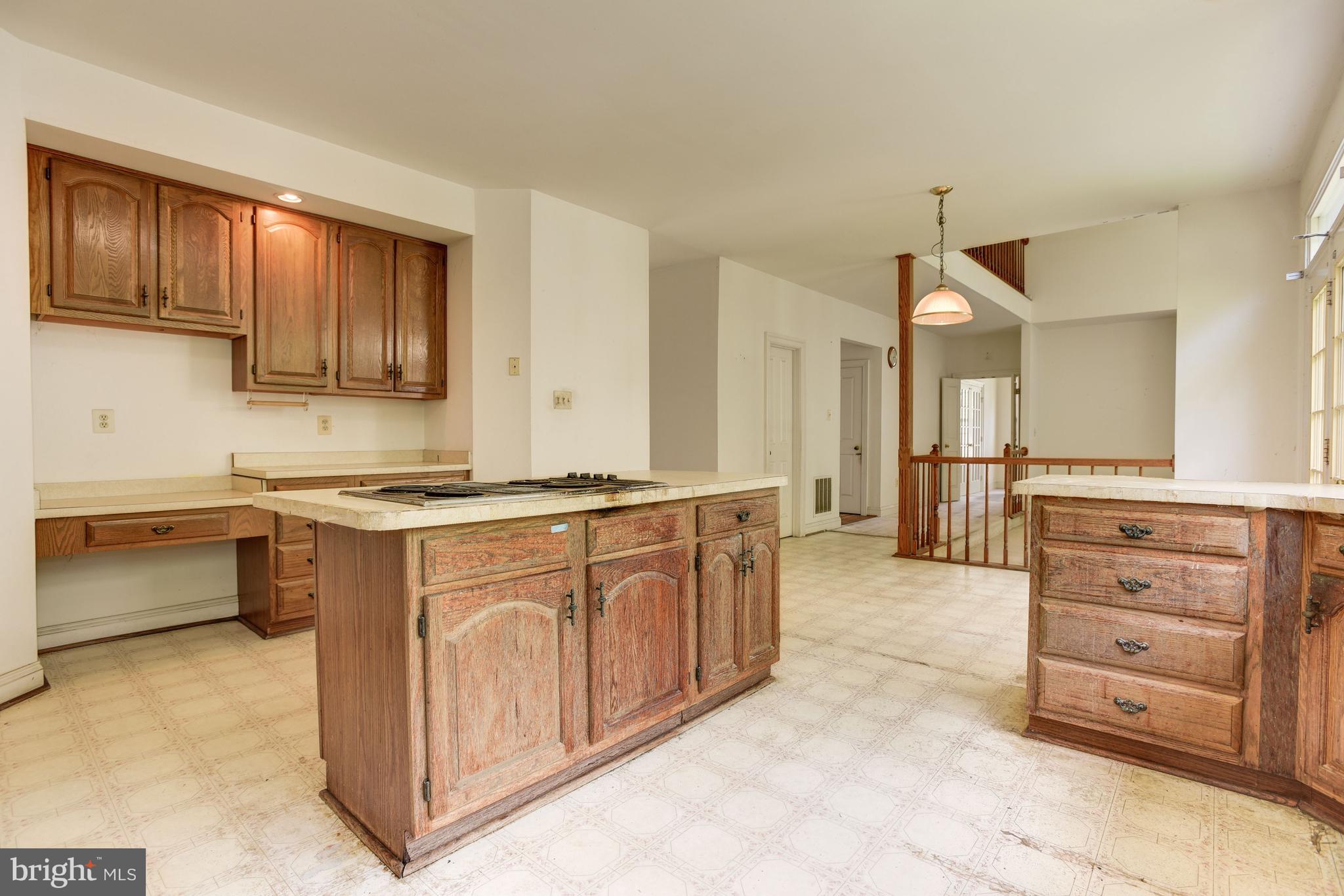 HUNTERS CREEK FARM - Residential