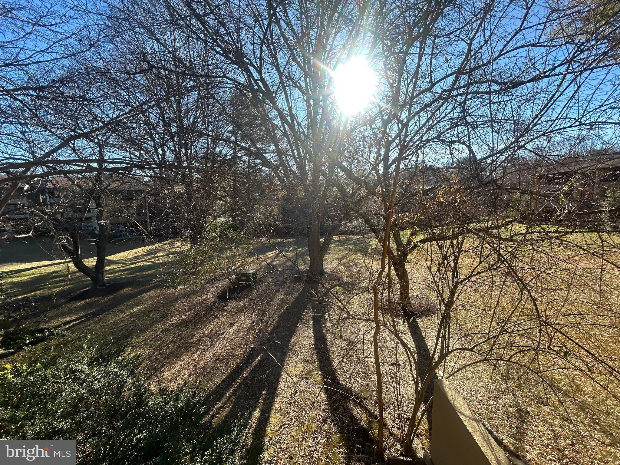 DEERING WOODS - Residential Lease