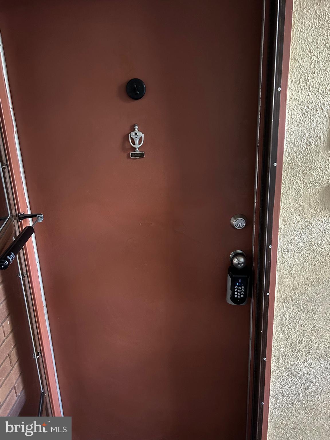 DEERING WOODS - Residential Lease