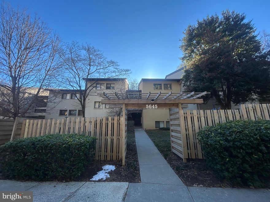 ***650+ Credit Score & 3x Monthly Rent Income Requirement! Pets are Case by Case Basis!*** Welcome Home! This inviting one bedroom, one bath second level condo offers a clean, sleek, and modern feel with plenty of natural light. Enjoy a functional floor plan, comfortable living space, and updated kitchen with stainless steel appliances & granite countertops perfect for everyday use. Located seconds from shopping stores or malls, dining options galore, gyms, emergency services & grocery options! Ready for immediate occupancy! Fireplace use is prohibited.