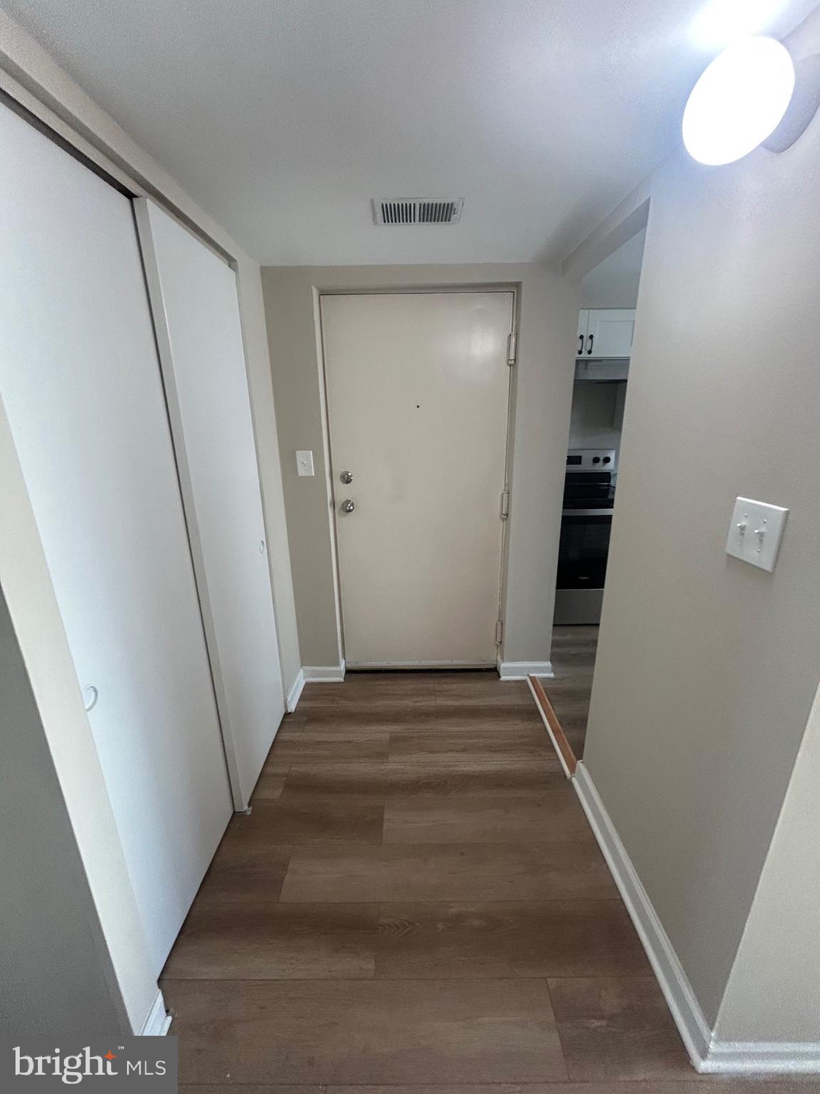 DEERING WOODS - Residential Lease