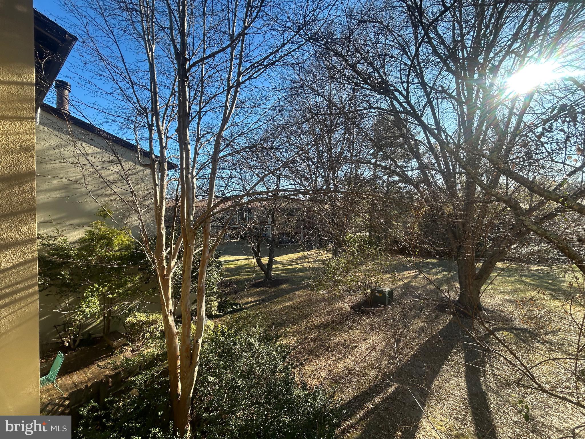 DEERING WOODS - Residential Lease