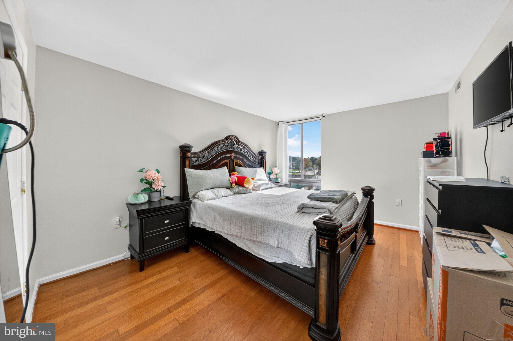 CHELSEA WOODS - Residential