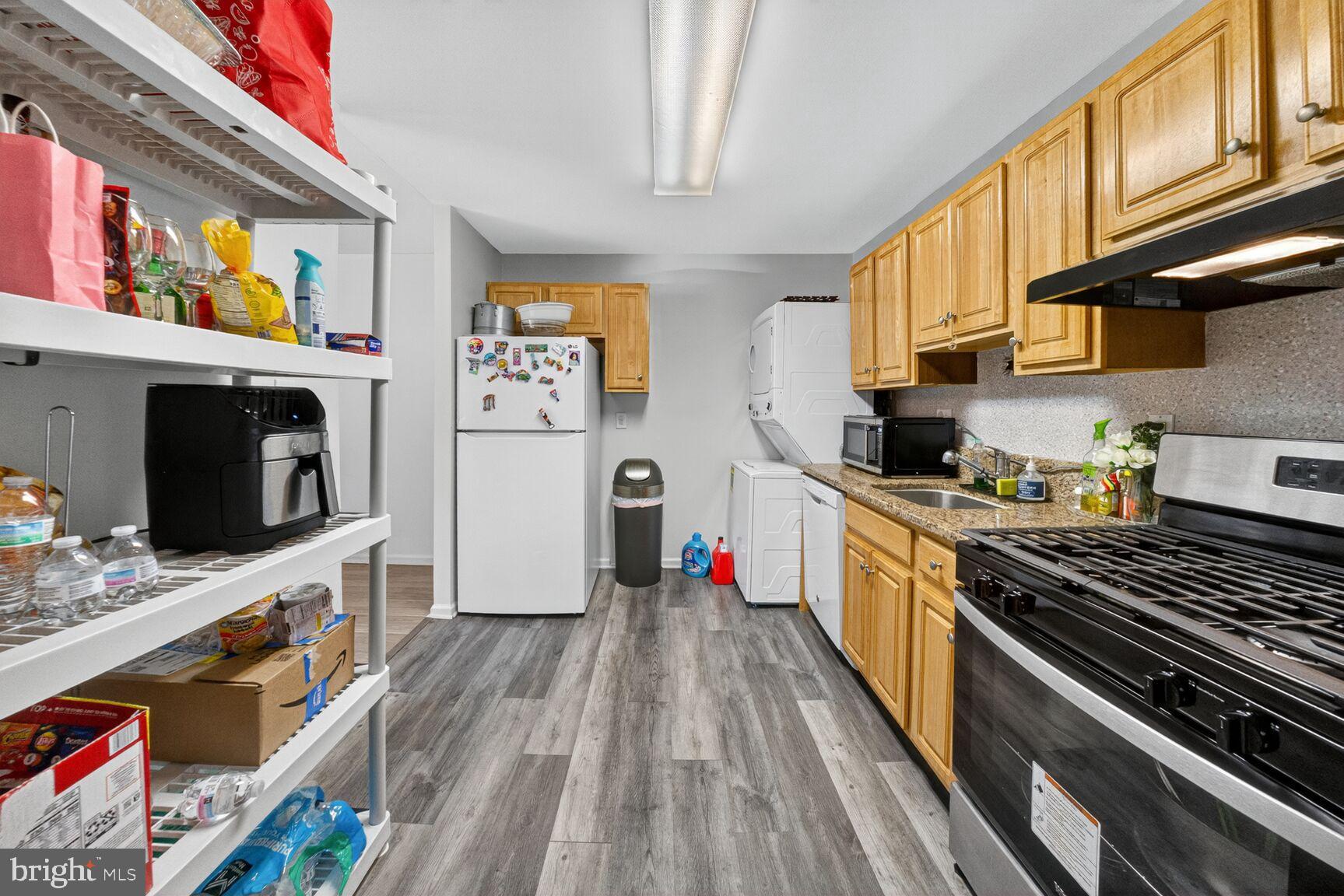 CHELSEA WOODS - Residential