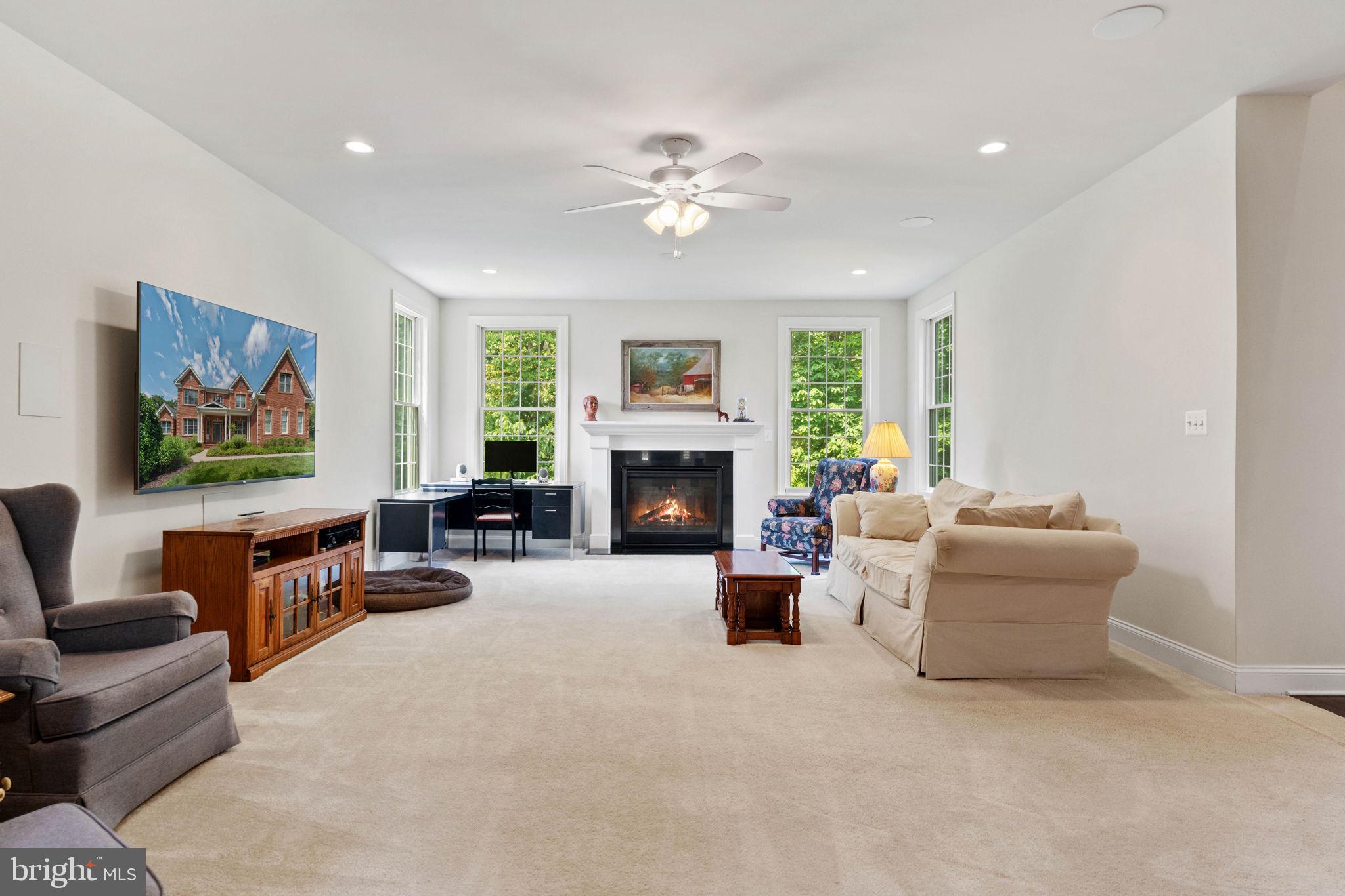 DOMINION VALLEY COUNTRY CLUB - Residential