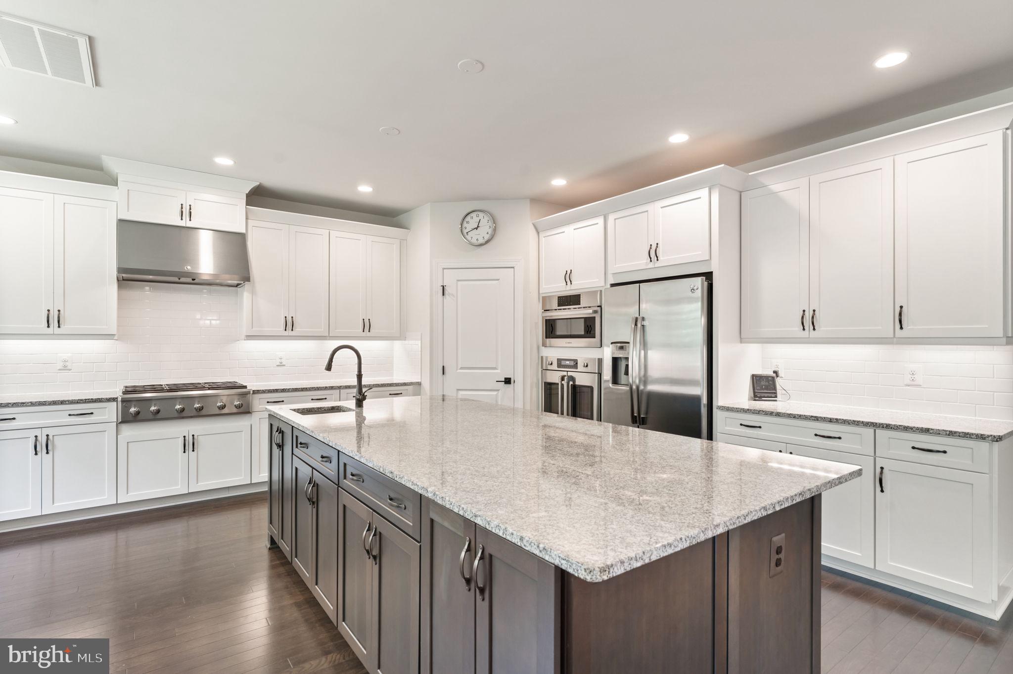 DOMINION VALLEY COUNTRY CLUB - Residential